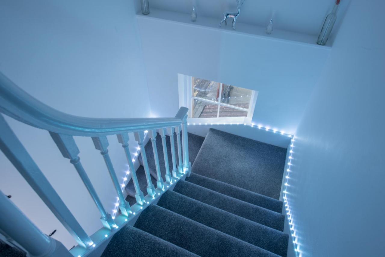 Luxe Maisonette- Parking, 4K Tvs, Leds, Local Snacks And More! باث المظهر الخارجي الصورة